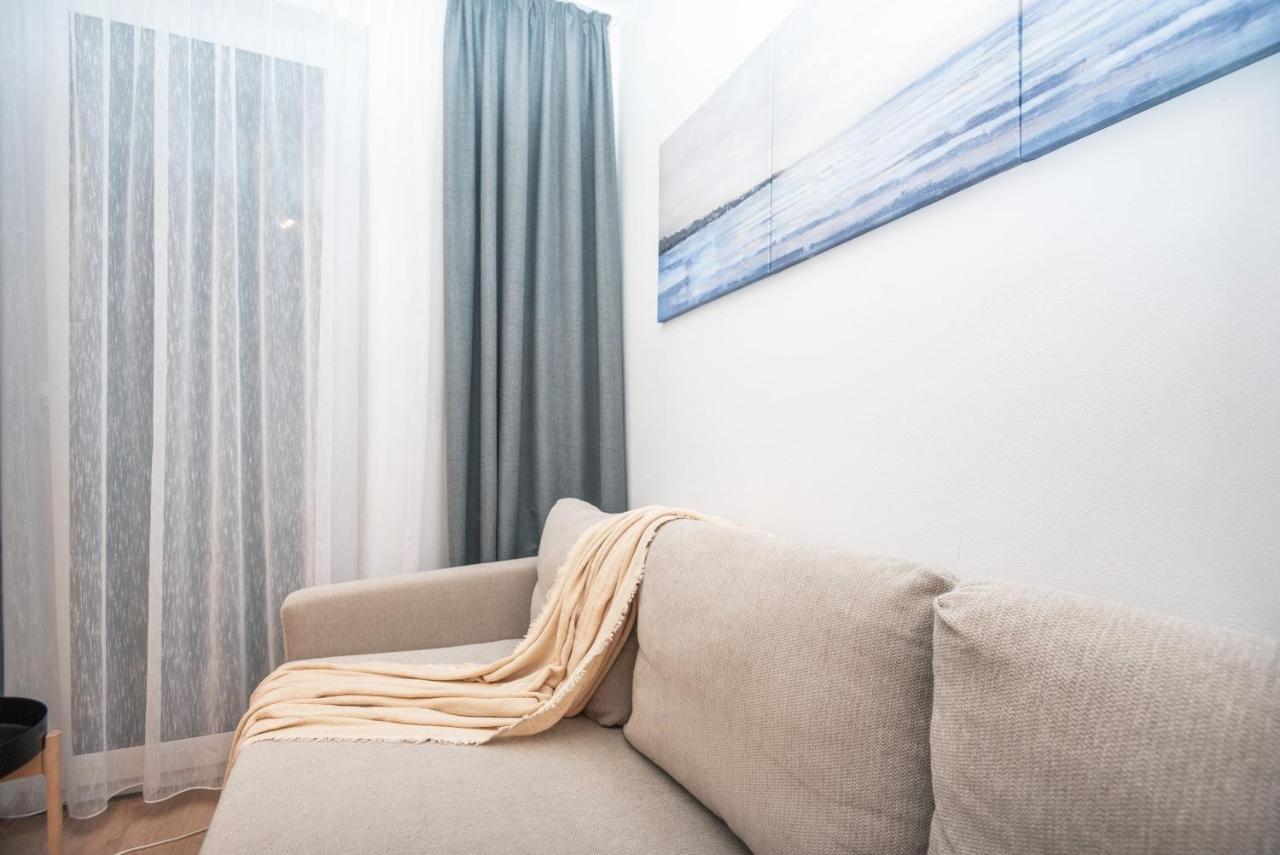 City Center Apartment - Modern & Elegant Bratislava Exterior foto